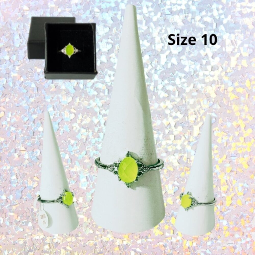 BP Genuine Peridot Quartz Ring - Rhodium Plating (Size 10)